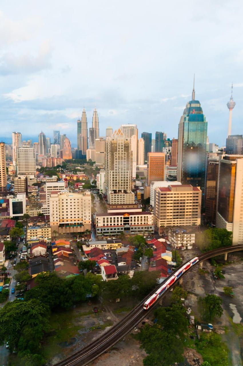 Hotel Tuxedo Kl No.1 Rooftop Pool W Skyscraper Views Kuala Lumpur Exterior foto